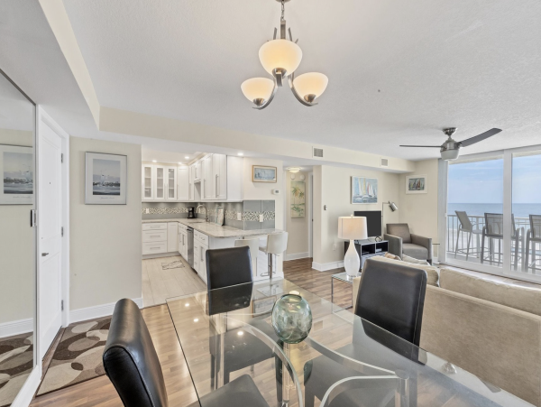 Two Bedroom Beach Condo Communal Pool  Longboat Key